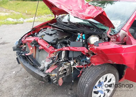 2019 Toyota Corolla Le from USA, damaged, VIN 5YFBURHE3KP880735